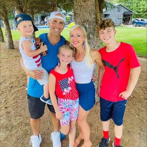 Fundraising Page: The Theodore Family